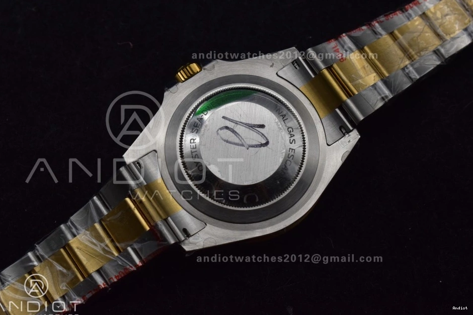 on Unisex Dial Black A2824 V Best GMF Edition Two Tone SS Sea-Dweller Bracelet 1061 YG 126603 YG SS 0729